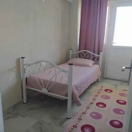 Homesuit Denize Yakin Oezel 빌라 *